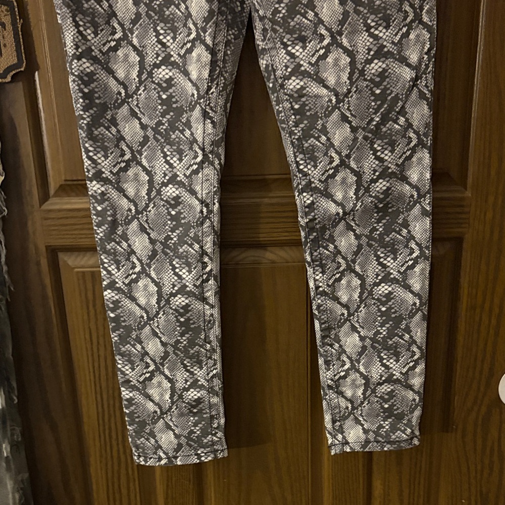 Gray Snakeskin Pattern Jeans - image 6